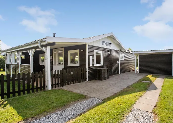 Holiday home Amazing In With Wifi